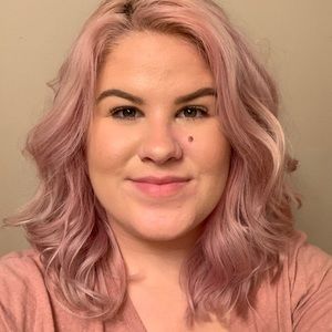 Meet your Posher, Bailey